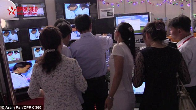 cho tới hàng điện tử, đồ công nghệ cao như máy tính bảng, máy ảnh, TV màn hình phẳng...