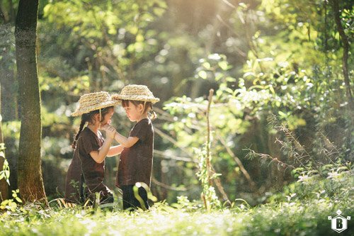 ...và lau những giọt mồ hôi nới nắng gió miền Trung