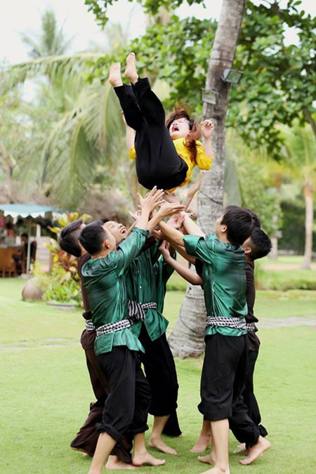 Anh ky yeu “trai lang quyet giu gai lang” cua SV mien Tay