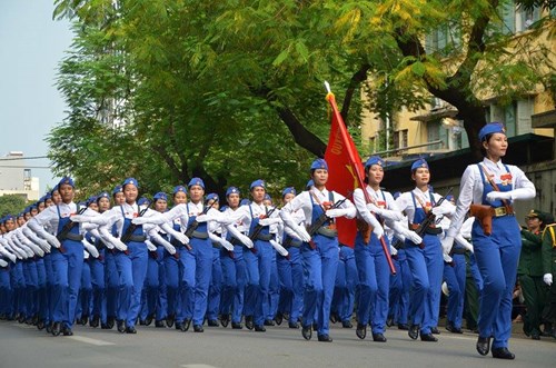 Bóng hồng trong lễ diễu binh, diễu hành kỷ niệm Quốc khánh - ảnh 8