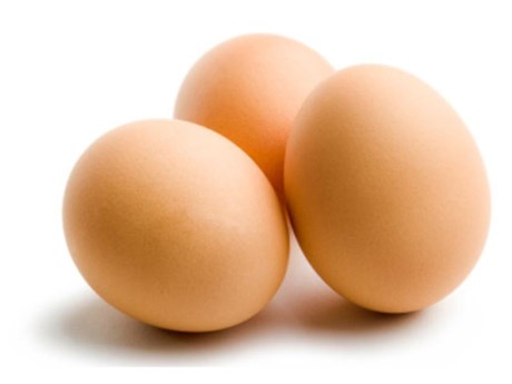 
Ăn trứng chưa chín dễ mắc tiêu chảy: Nếu bạn ăn trứng chưa chín hẳn thì nó sẽ khiến cơ thể rất khó hấp thu các chất protein (chất đạm) vào cơ thể.
