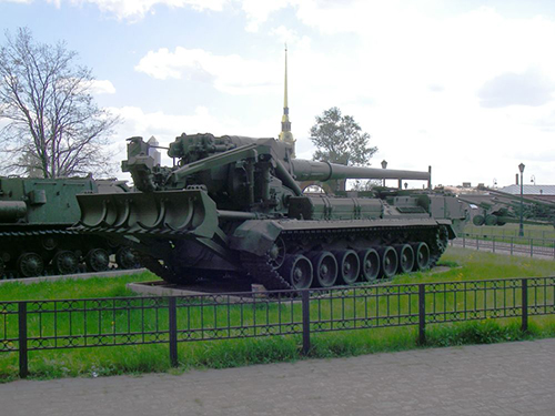 
Tên lửa chống tăng Khrizantema-3 trong buổi tổng diễn tập cho Duyệt binh Chiến thắng ở Alabino, ngoại thành Moskva.

