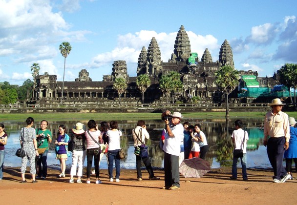 
Angkor Wat vẫn là điểm đến ưa thích của khách du lịch khi tới Campuchia, trong đó có một bộ phận không nhỏ đến từ Trung Quốc​
