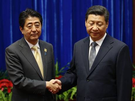 Thủ tướng Nhật buộc phải cải thiện quan hệ với Nga nếu không muốn bị trở thành bên yếu thế trước Trung Quốc tại Đông Bắc Á.