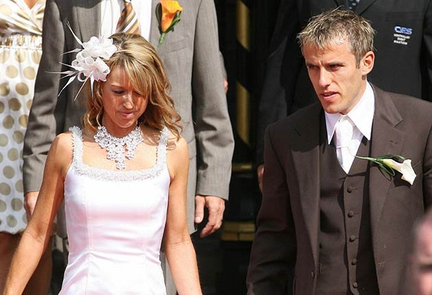 Phil Neville và vợ