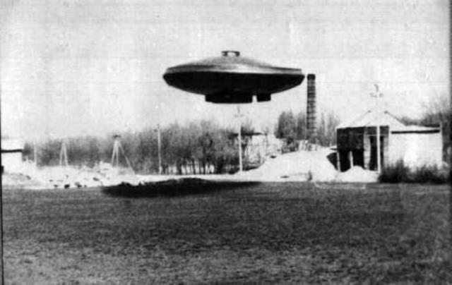 
Khái niệm đĩa bay xuất hiện từ khi chưa ai có khái niệm về UFO.
