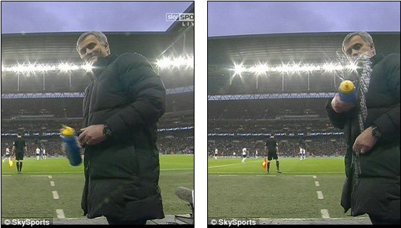 Jose Mourinho mới là tâm điểm sự chú ý trong trận Chung kết League Cup vừa rồi