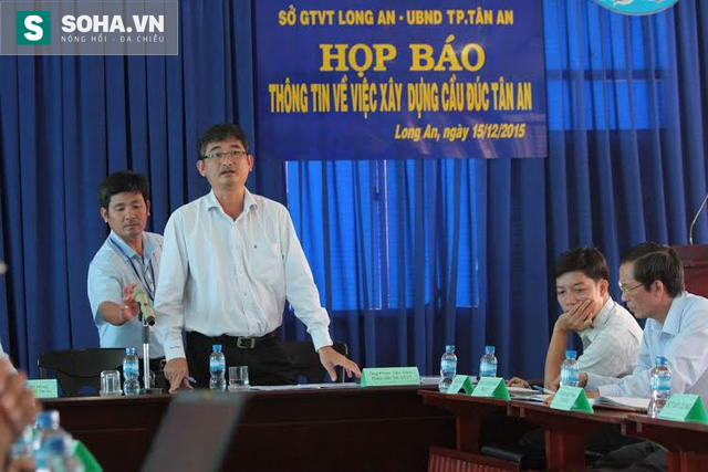 Ông Phạm Văn Cảnh đặt nghi vấn về sự trung thực của việc hỏi ý dân thành phố Tân An tại cuộc họp báo