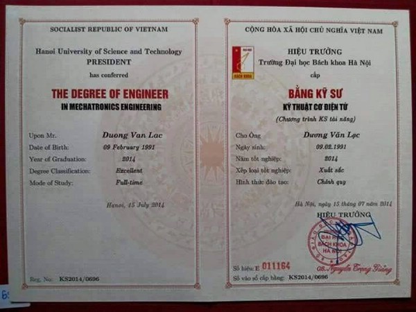 Tấm bằng tốt nghiệp xuất sắc của Dương Văn Lạc.