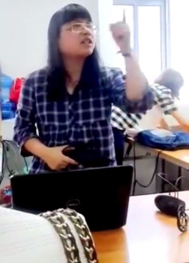 Cô giáo Lê Na lớn tiếng chửi học sinh. Ảnh cắt từ clip