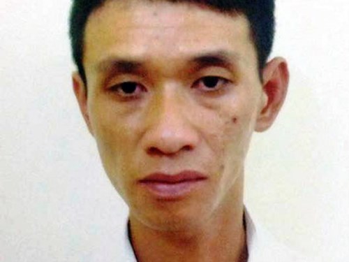 Danh tính đối tượng được làm rõ là Trần Anh Cường (SN 1982, ở Ngõ Quỳnh, phường Quỳnh Lôi, quận Hai Bà Trưng), đối tượng nghiện ma túy, có 4 tiền án.