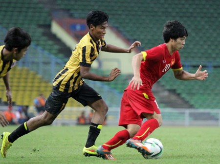 Công Phượng thi đấu tưng bừng giúp U23 Việt Nam giành vé vào VCK U23 châu Á.