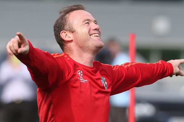 Rooney vẫn rất lạc quan trên sân tập.