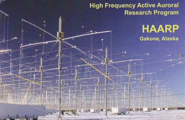 
Các ăng ten phát sóng trong chương trình HAARP của Không quân Mỹ
