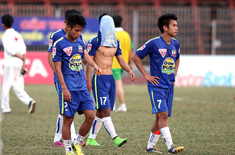 V-League 2015 là cơn ác mộng của HAGL.