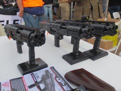 
Các khẩu DP-12 được trưng bày tại triển lãm Shot SHOW 2015
