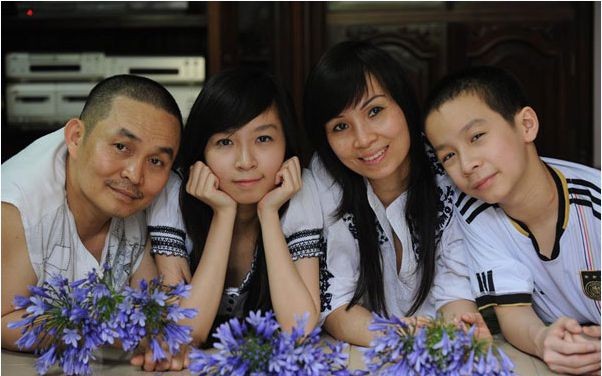 Gia đình hạnh phúc của danh hài Xuân Hinh