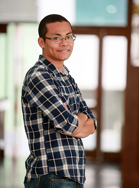 
Tác giả của bài viết - blogger Nguyễn Ngọc Long
