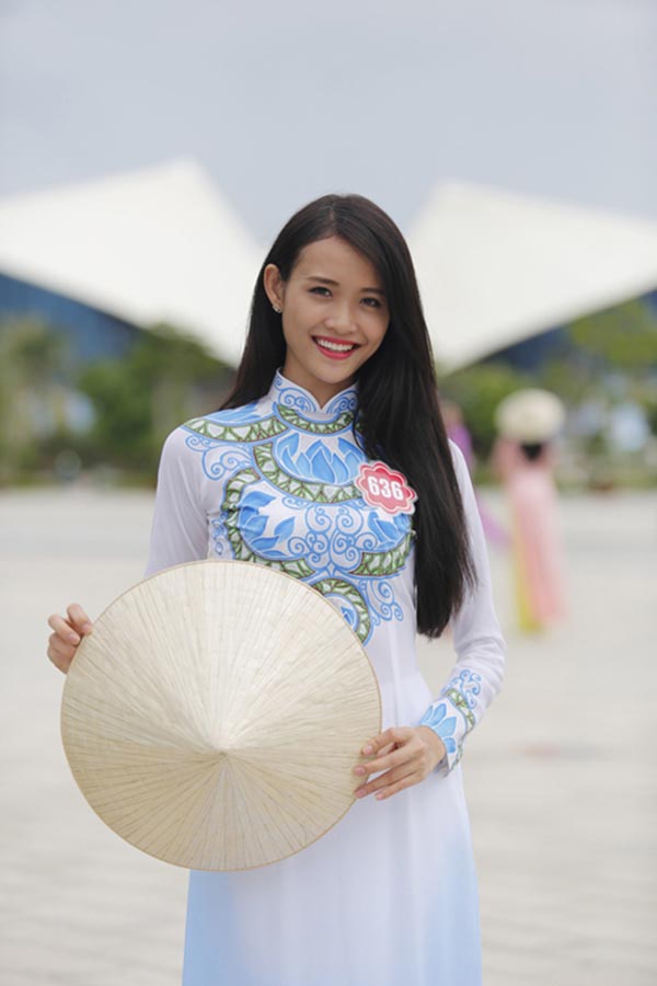 Năm 2014, Trương Mỹ Nhân ghi danh vào Hoa hậu Việt Nam để thực hiện ước mơ của bản thân.