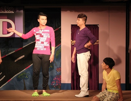 Trong Xóm trọ 3D, Long Nhật vào vai Lệ một người đồng tính luôn khao khát được yêu thương.