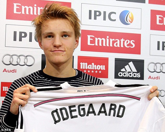 Martin Odegaard chính thức gia nhập Real Madrid vào ngày 15/01/2015