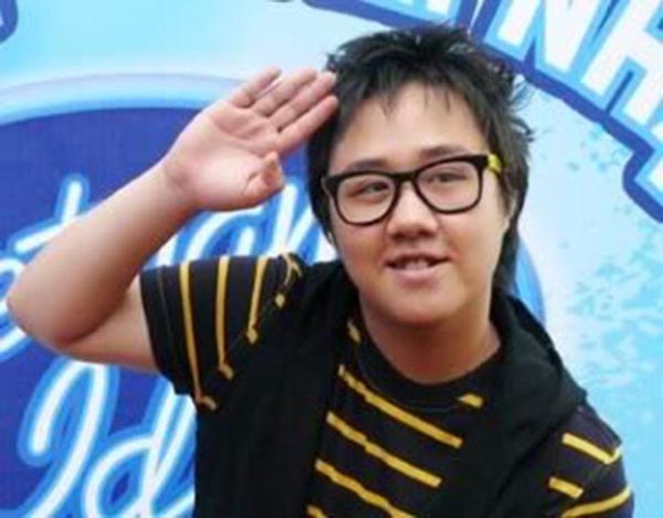 Dù xuất sắc vượt nhiều đối thủ nặng kí, song chàng mập chỉ đạt thành tích top 16 ở Thần tượng âm nhạc Việt Nam mùa thứ 2.