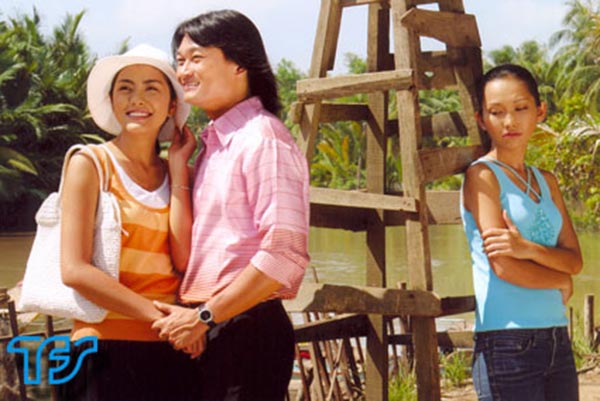 Vai Út Nhỏ trong Hương Phù Sa ra mắt năm 2005 giúp Tăng Thanh Hà có một bước tiến xa trong sự nghiệp diễn xuất.