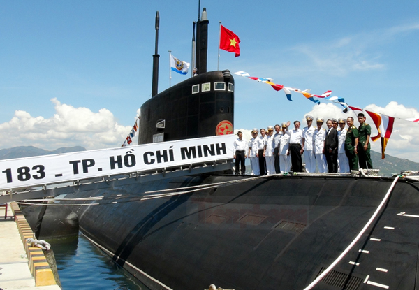 Tàu ngầm Kilo Hồ Chí Minh.