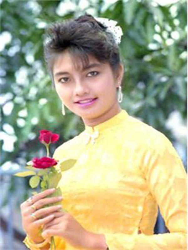 Lý Thu Thảo là người đẹp đầu tiên đăng quang Hoa hậu TP. Hồ Chí Minh năm 1989.