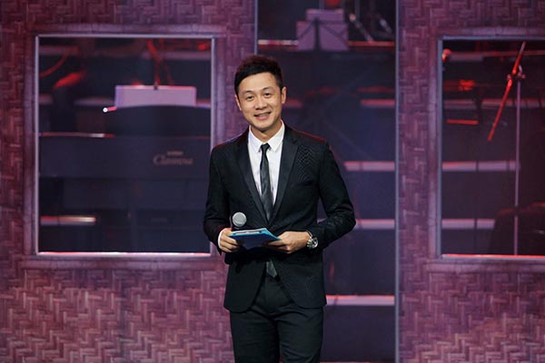 MC Anh Tuấn từng tốt nghiệp loại xuất sắc tại Nhạc viện Hà Nội (năm 1997). Sau đó anh trúng tuyển vào Đài THVN và là thệ hệ đầu tiên của VTV3.