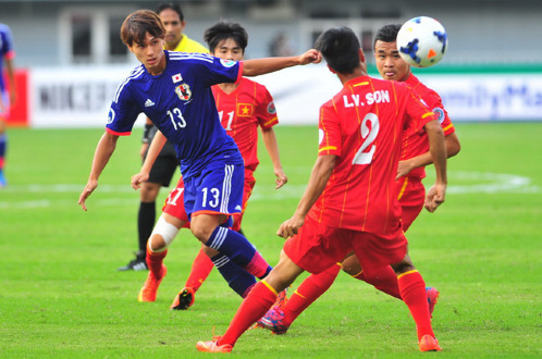Minamino đối đầu U19 Việt Nam