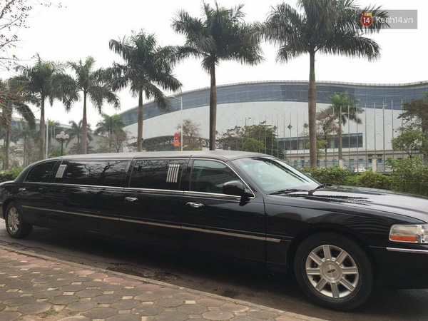 
Đoàn xe limousine hoành tráng, có giá trị cao
