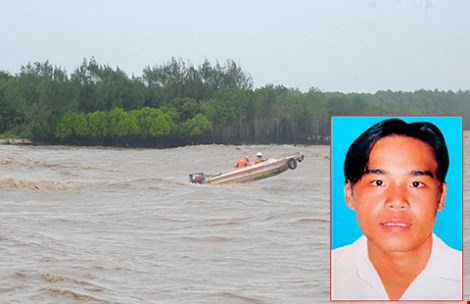 
Sông nước Cà Mau chằng chịt nhưng tội phạm khó thoát. Ảnh: TRẦN VŨ. Ảnh nhỏ: Nguyễn Văn Phước đang thụ án 27 năm tù
