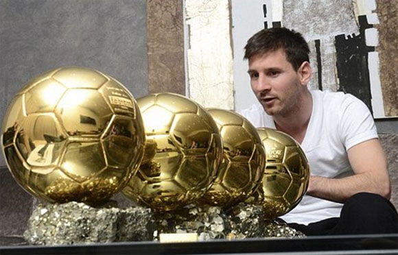 
Messi bị FIFA đem ra làm trò PR rẻ tiền?
