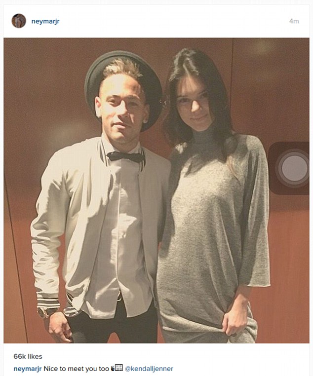 Neymar và người mẫu Kendall Jenner .