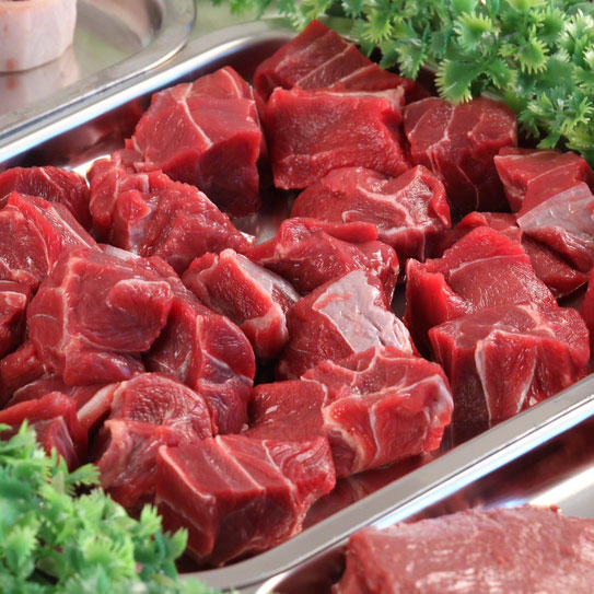 
Thịt bò thật màu đỏ au, tươi hồng, thớ thịt nhỏ (Ảnh minh họa: Internet)
