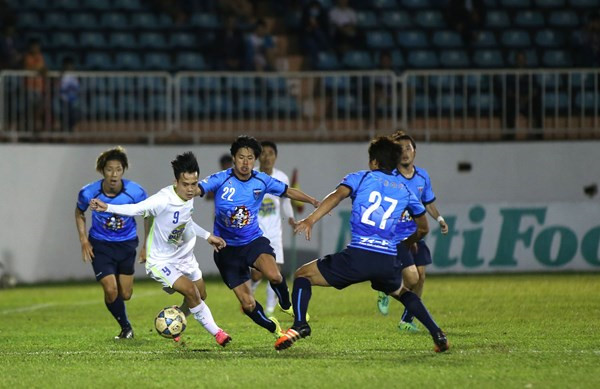 Yokohama FC có phong độ khá tệ.