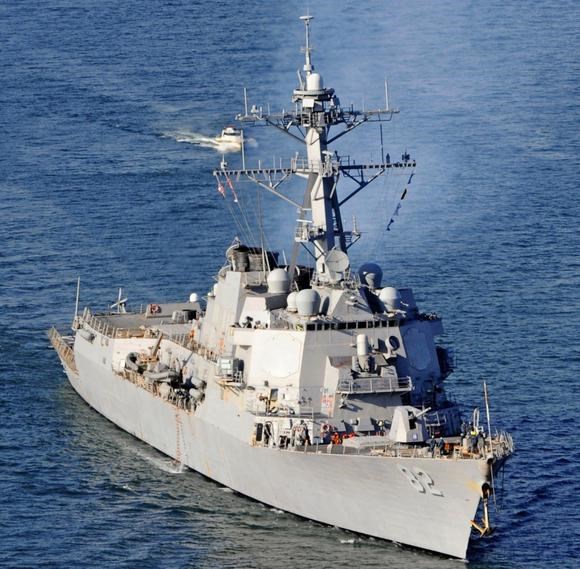 
Tàu USS Lassen của Mỹ đã tiến vào vùng biển 12 hải lý của một hòn đảo nhân tạo do Trung Quốc xây dựng.
