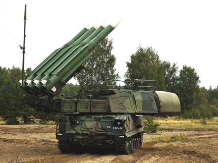 Hệ thống tên lửa phòng không thế hệ mới Buk-M3. Ảnh: Bộ Quốc phòng Nga.