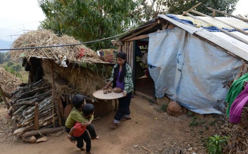 
Vì nhẹ dạ cả tin, Sunita Magar đã bị bọn buôn người lừa sang Syria để làm osin, thậm chí là nô lệ tình dục.
