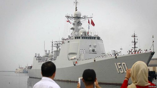 Tàu khu trục tên lửa Trường Xuân, thuộc biên đội hộ tống Hải quân Trung Quốc đến thăm Iran năm 2014