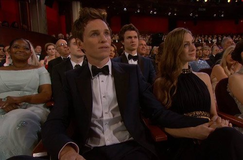 Hiện tại, Eddie Redmayne đã “yên bề gia thất” bên cô vợ Hannah Bagshawe. Vợ của Eddie làm trong lĩnh vực tài chính tại Anh. Cô cũng là lí do khiến Eddie tiếp tục ở lại London dù đang phát triển sự nghiệp tại Mỹ.