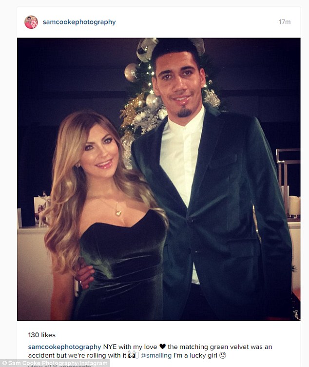 
Chris Smalling và bạn gái, Sam Cooke
