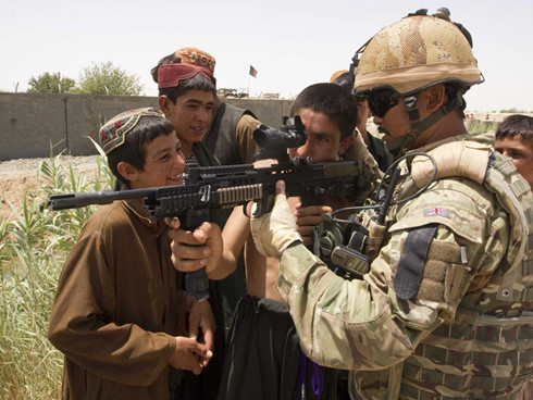 Binh sĩ Anh tham chiến tại Afghanistan. Ảnh: Reuters