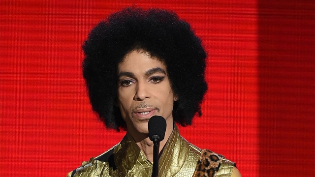
Hiện vẫn chưa rõ nguyên nhân cái chết của Prince.
