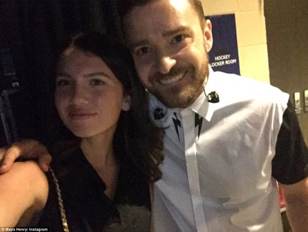 
Và ngôi sao nổi tiếng Justin Timberlake.
