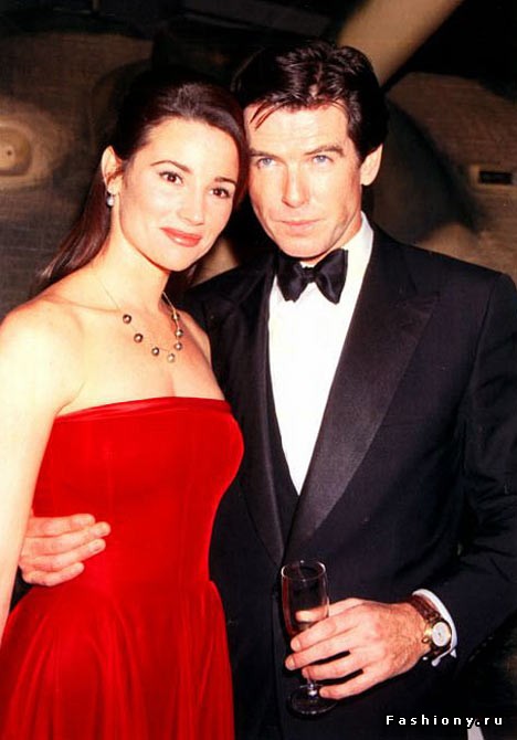 
Keely và Pierce Brosnan thời trẻ
