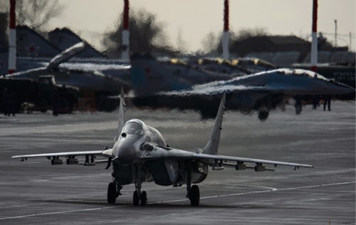 Trận không chiến này bao gồm sáu chiếc MiG-31BM và sáu máy bay MiG-29.