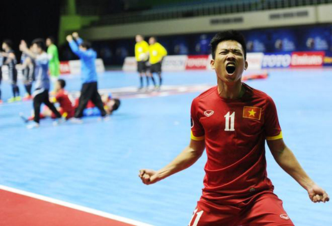 
Văn Vũ hiện là cầu thủ ghi bàn nhiều nhất cho ĐT futsal Việt Nam ở VCK vô địch futsal châu Á 2016.
