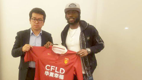 
Gervinho cũng chọn tới Trung Quốc.
